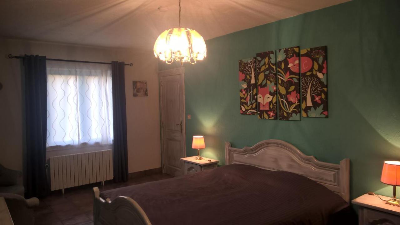 B&B Le Nid Doux Врес-сюр-Сьомоа Екстериор снимка